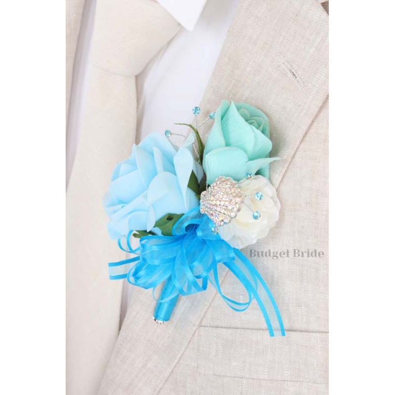 Barrington Boutonniere  – #198 – $30.50