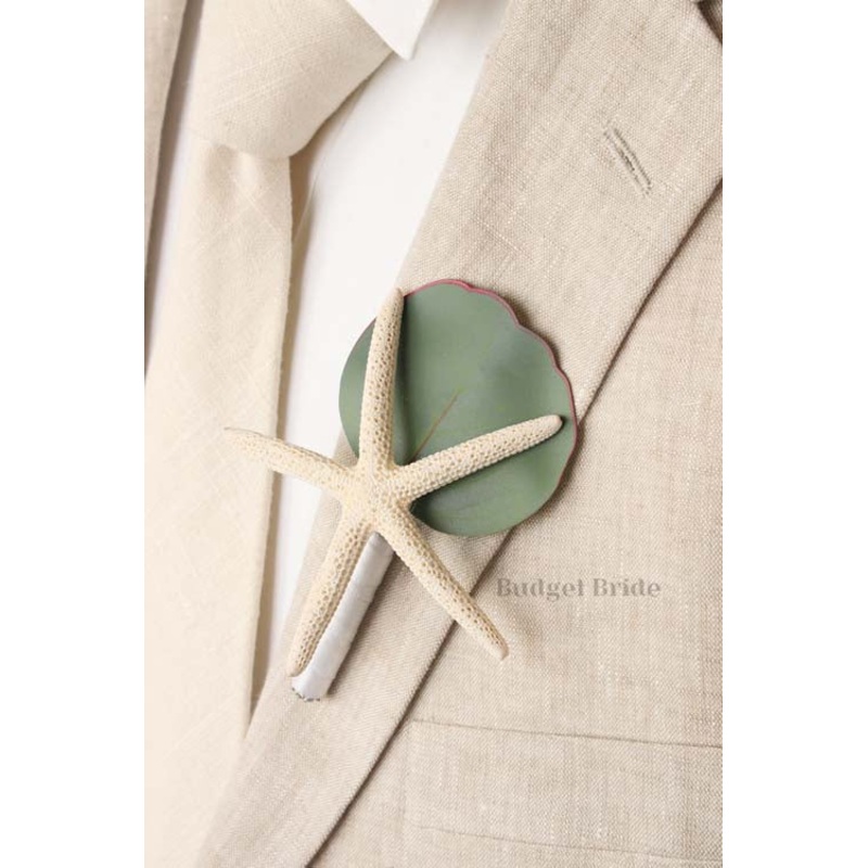 Benedict Boutonniere  – #196- $28.50