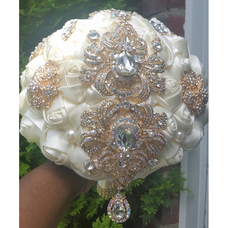 RILEY~EMR Satin  Brooch Bouquet