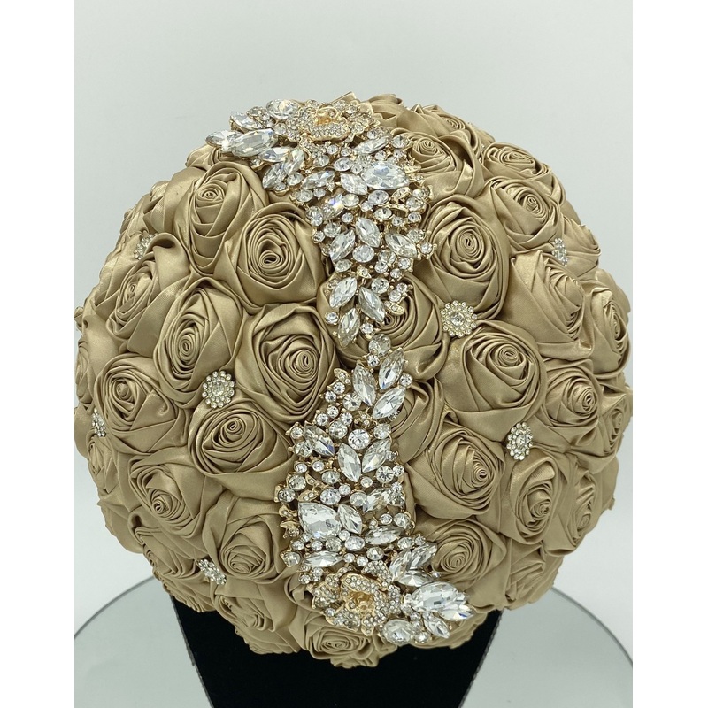 YAREN~ GOLD Satin Brooch Bouquet
