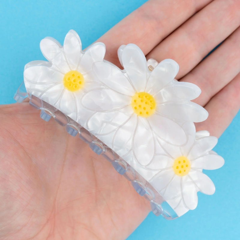 Daisy Chain Hair Claw