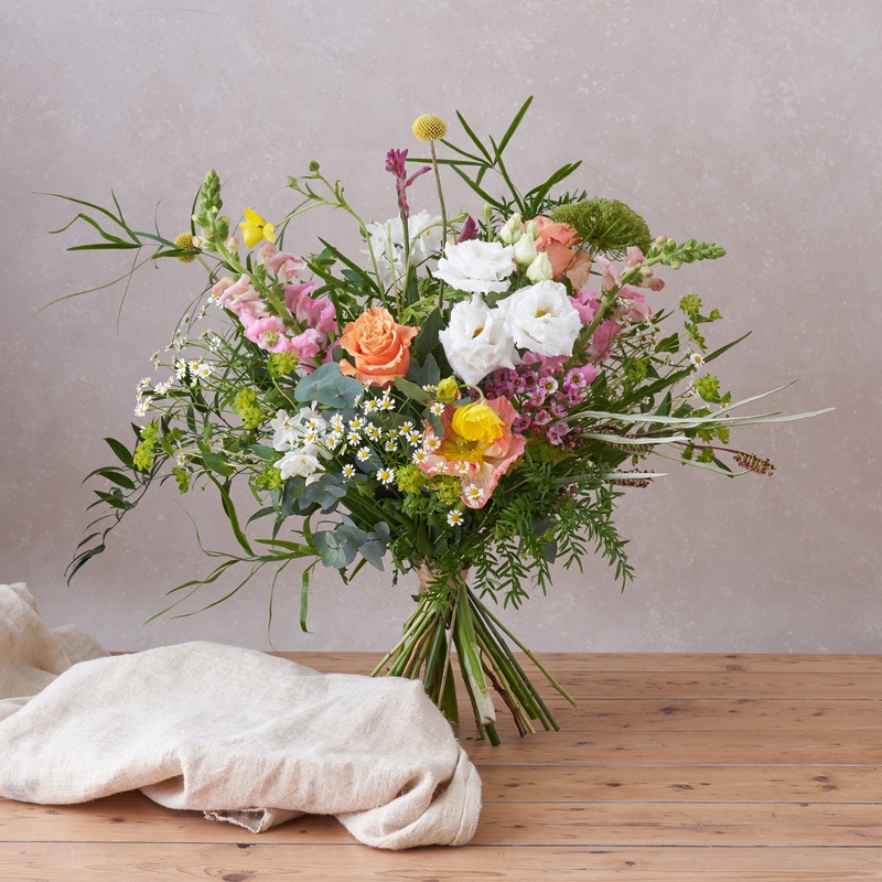 Meadow in Bloom Bouquet-Small & Medium & Large & Large with vase & Superb & Gift Set Medium: medium Clementine bouquet with candle and bath salts & Gift Set Large: large sized Clementine bouquet with candle and bath salts & Show Stopper