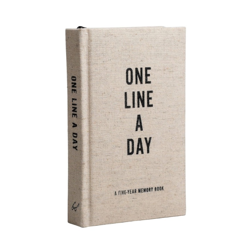 One Line A Day: A Five Year Memory Book