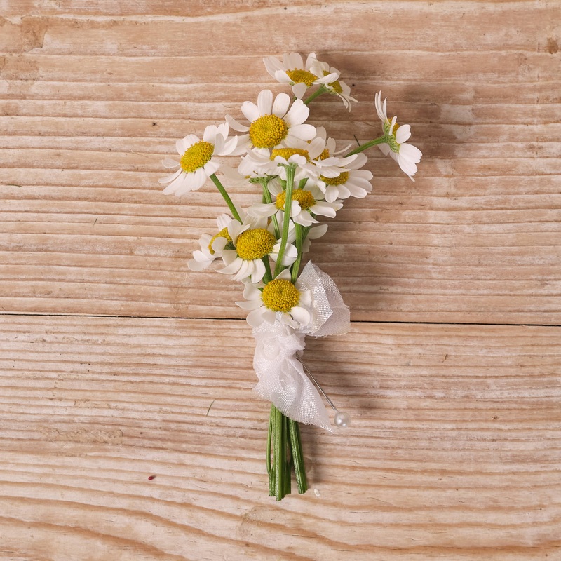 Meadow of Daisies Buttonhole / Corsage