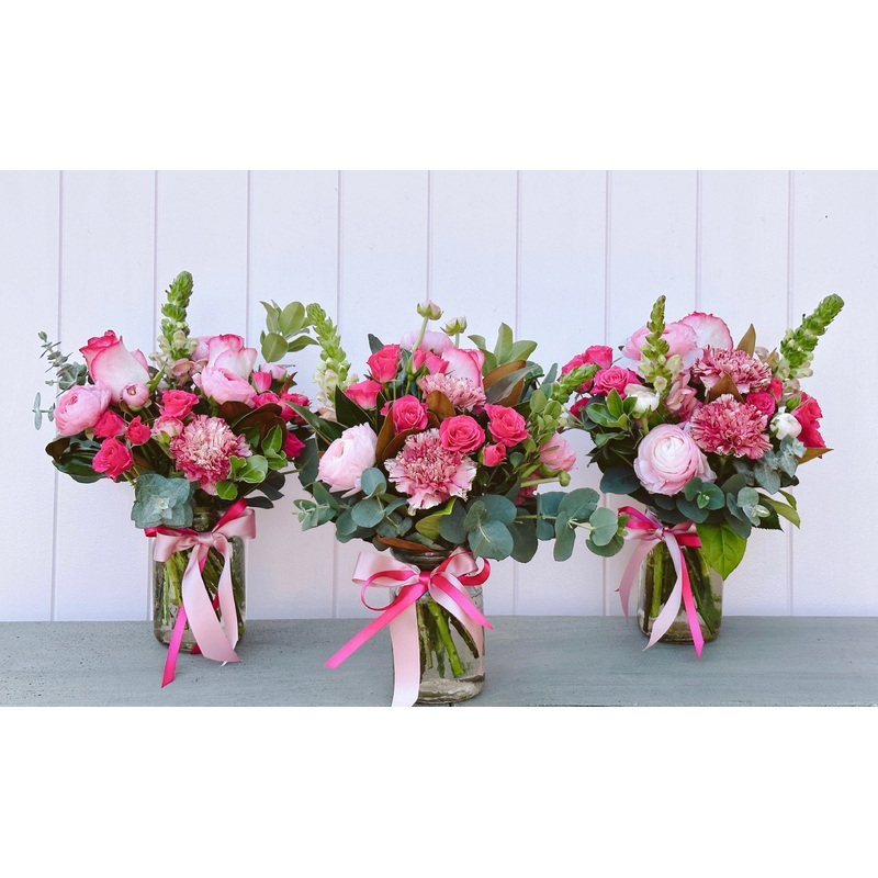 Love Blossoms-Two Vases – Classic & Two Vases – Luxe & Three Vases – Classic & Three Vases – Luxe