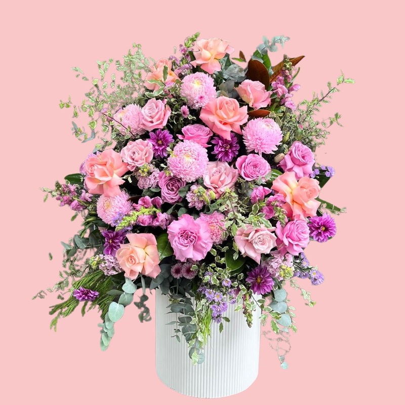 Blooms Of The Ball-Classic Blooms & Signature Blooms & Big Blooms & Mega Blooms-Pastels & Pinks & Bright & Designers Choice