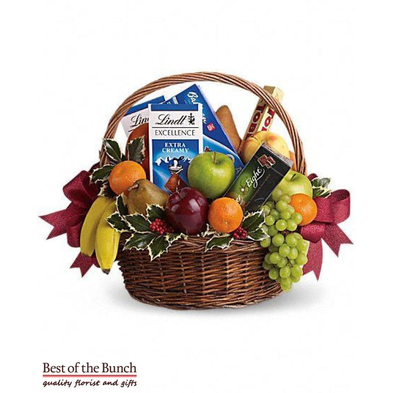 Gift Basket Fruit & Chocolate Sweets