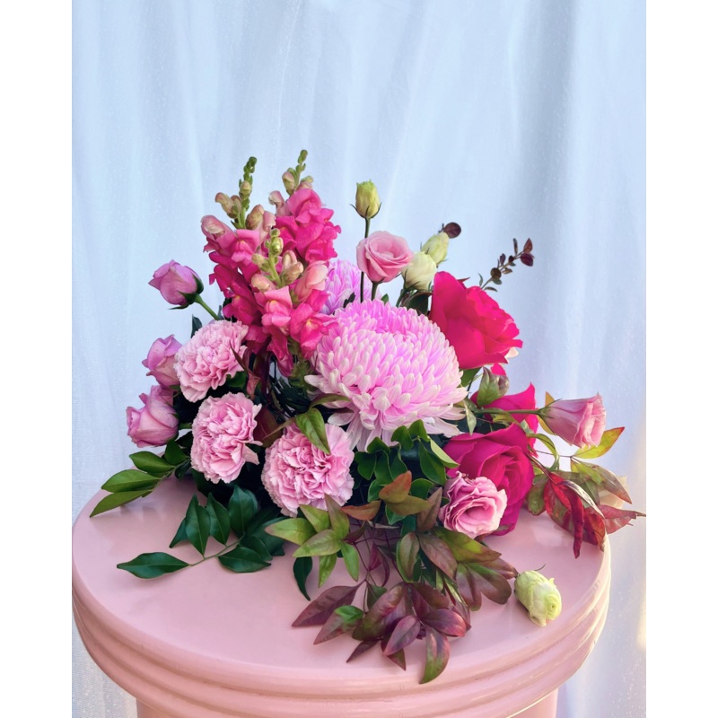 Pink Pop – Petite Table Arrangement