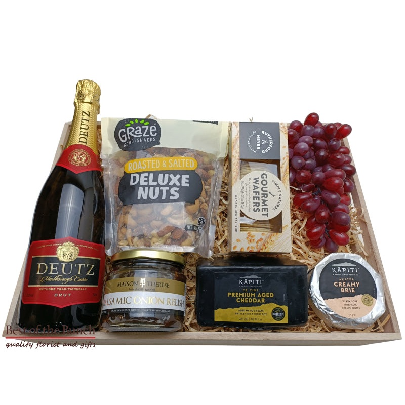 Gift Box New Zealand Cheese Board Soft Creamy Brie & Firm Aged Cheddar Cheeses & Wine Sharing Platter