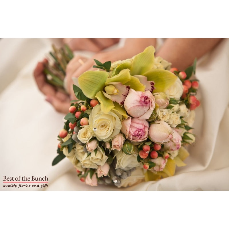 Wedding Bouquet Antique – Compact Hand Tied Wedding Bouquet