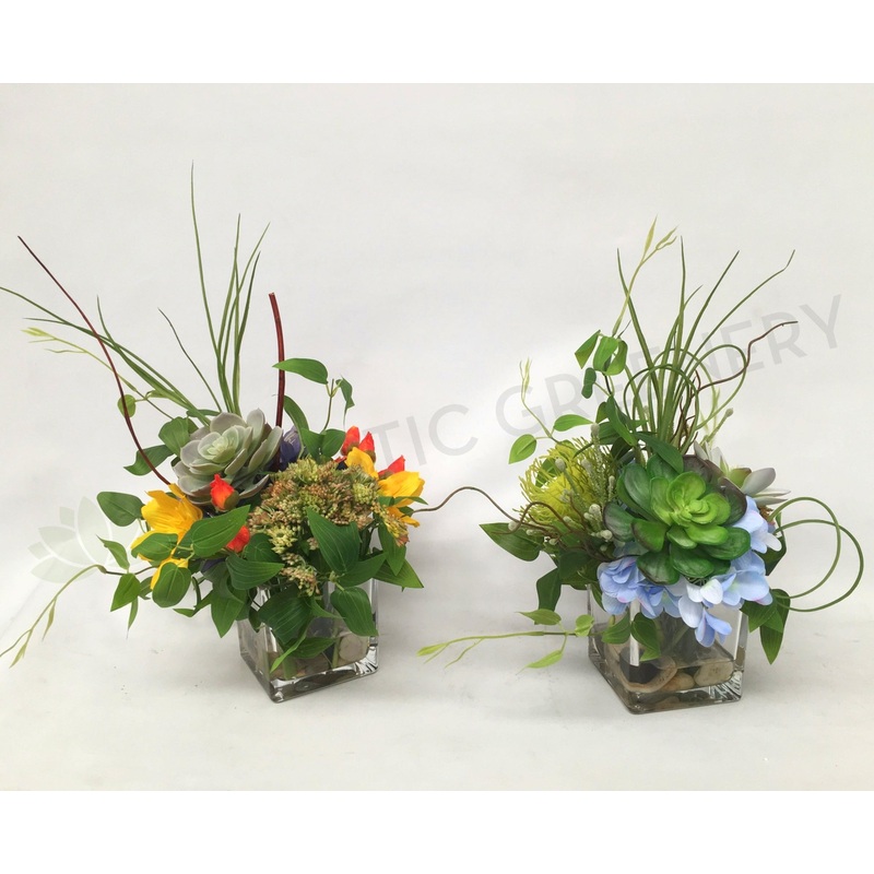 FA1068 – Small Arrangement with Acrylic Water 28cm (ideal for coffee table)