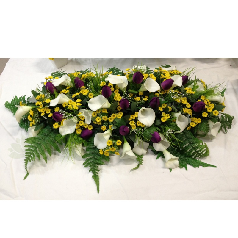 Calla Lilies Centrepiece / Casket Spray 70cm & 100cm Long – SYM0021