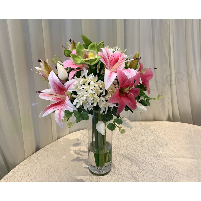 FA1091 – Pink & White Floral Arrangement 55cm Tall