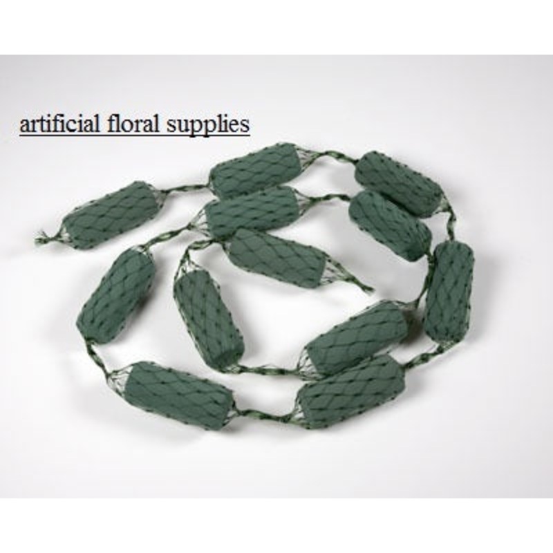 Oasis Floral Foam Netted Garland