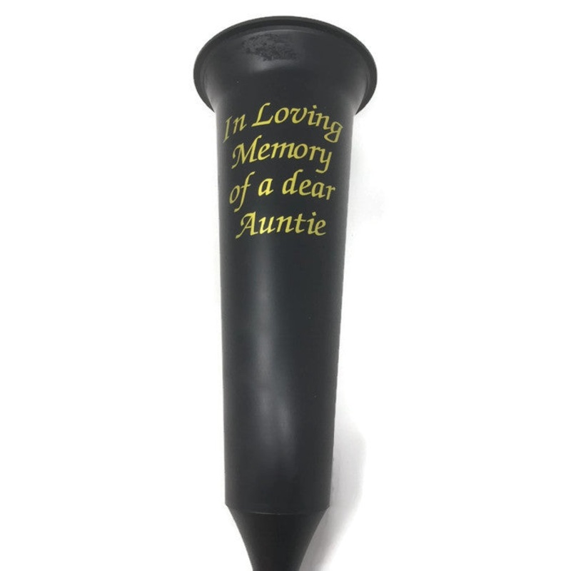 Spiked Grave Vase – Auntie