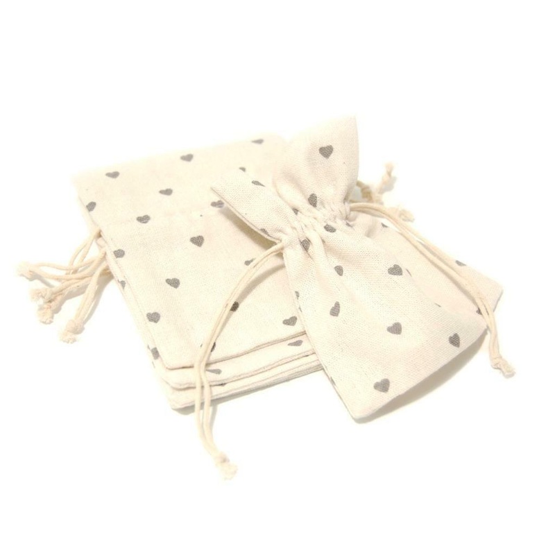 5 Ivory With Grey Hearts Cotton Bags – Size 10×14 cm