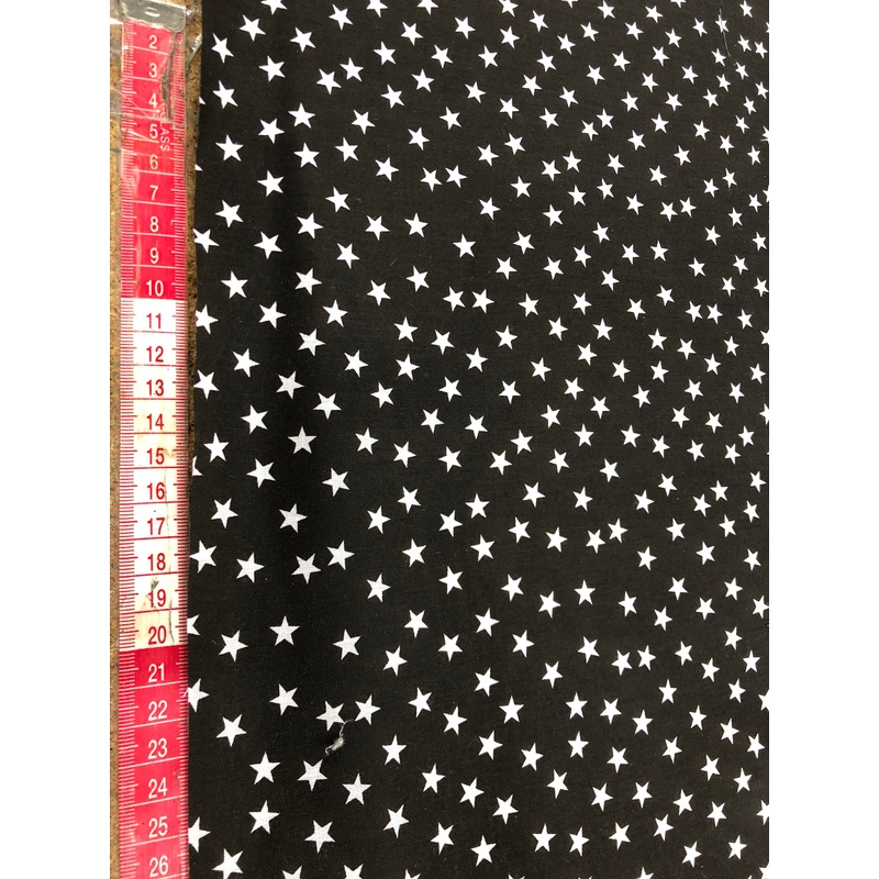 1 Metre Black & White Star Polycotton Fabric  112cm / 44 Width T232