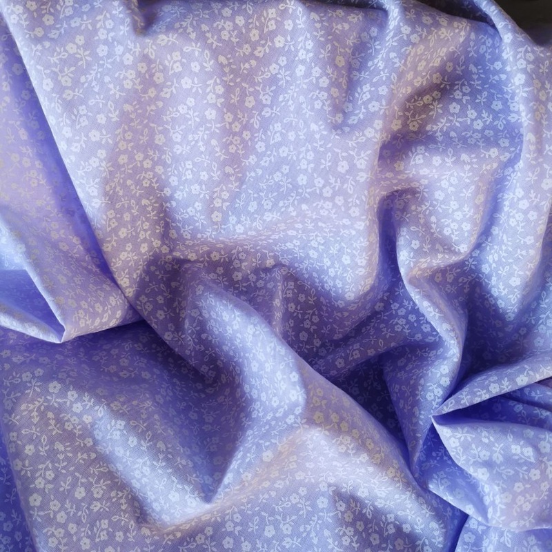 1m Mini Meadow Flowers on Lilac , 1 Metre Polycotton Fabric 43\110cm