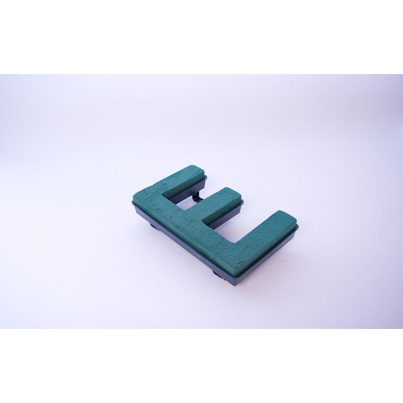 Oasis Floral Foam Letter with Clips E