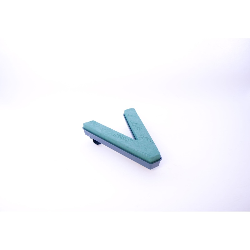 Oasis Floral Foam Letter with Clips V