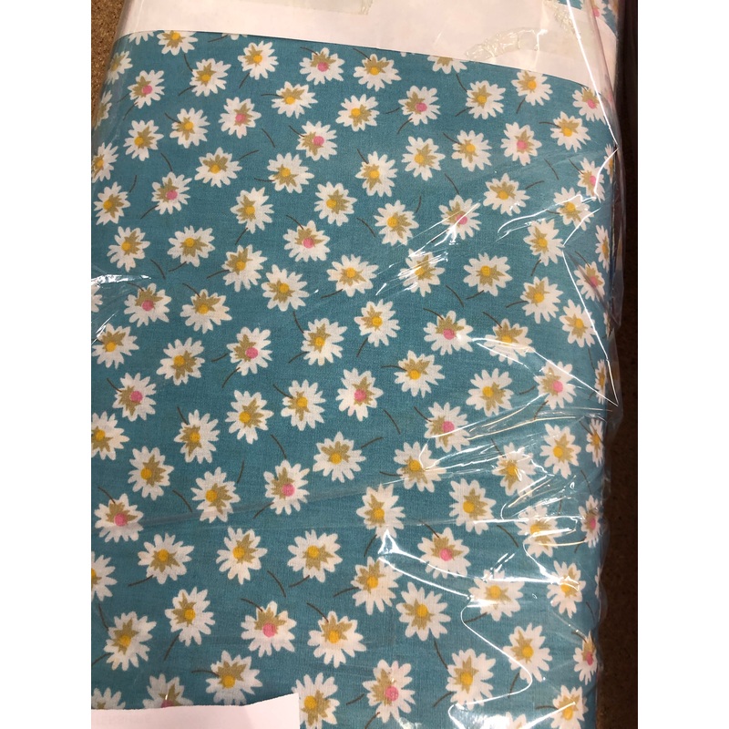 1M 100% Cotton Poplin Fabric x 110cm – Daisy on Lush Aqua Blue