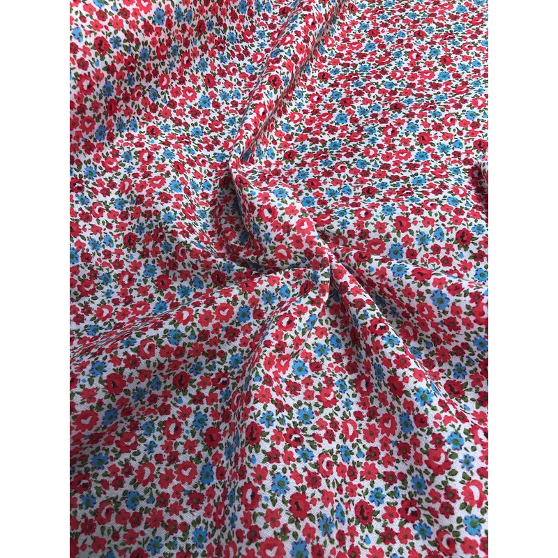 1 Metre Blue Forget Me Not & Tiny Red Poppy Polycotton Fabric x 112cm