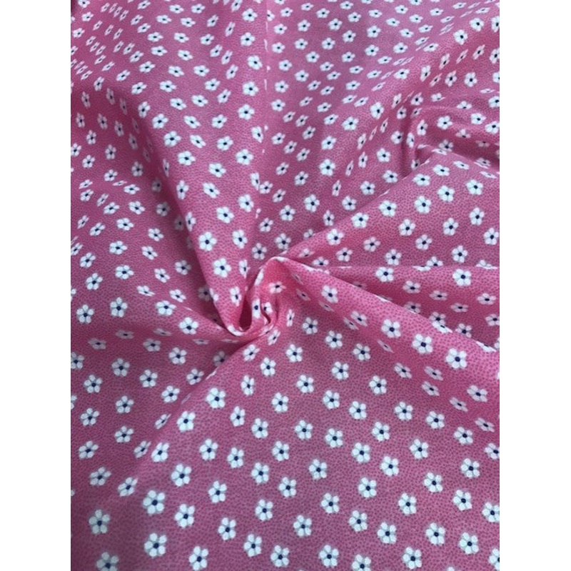 1 Metre Pink Polycotton Small Ditzy Floral Fabric x 112cm EP64