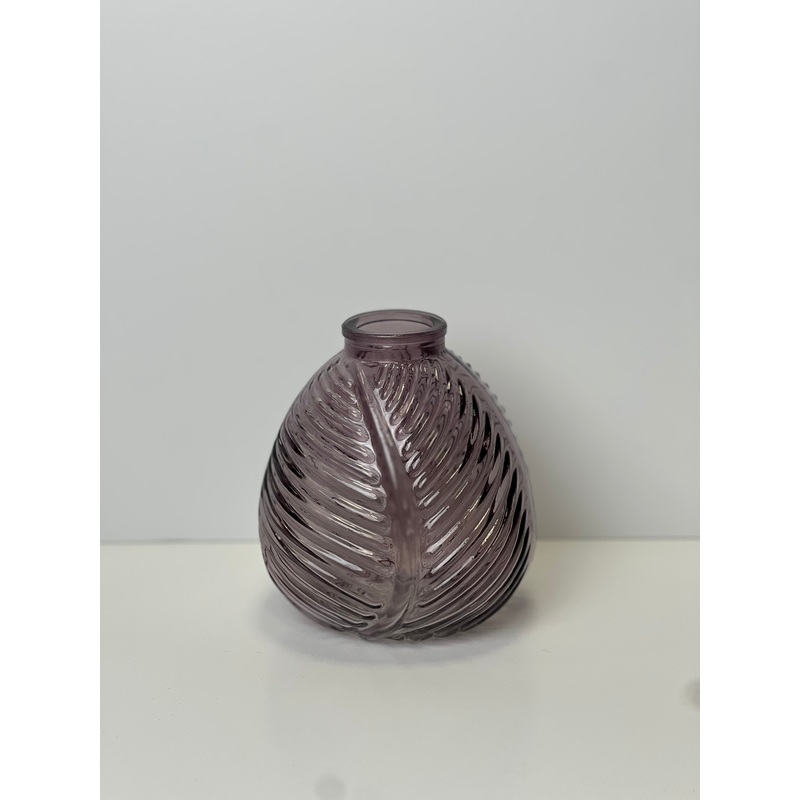 Leaf Glass Bottle x H13cm – Amethyst