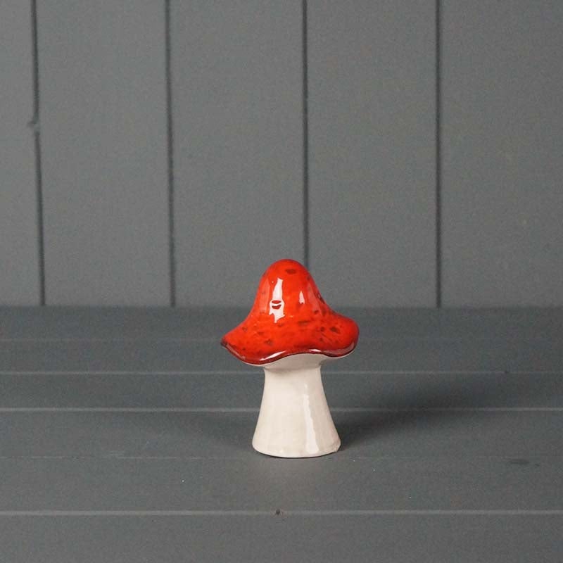 Ceramic Mushroom – 6.5cm x 9.5cm – Red