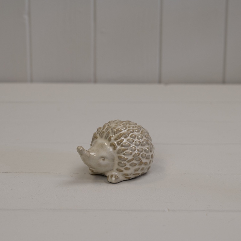 Beige Mottle Ceramic Hedgehog Decoration – L8xD5.5xH5cm