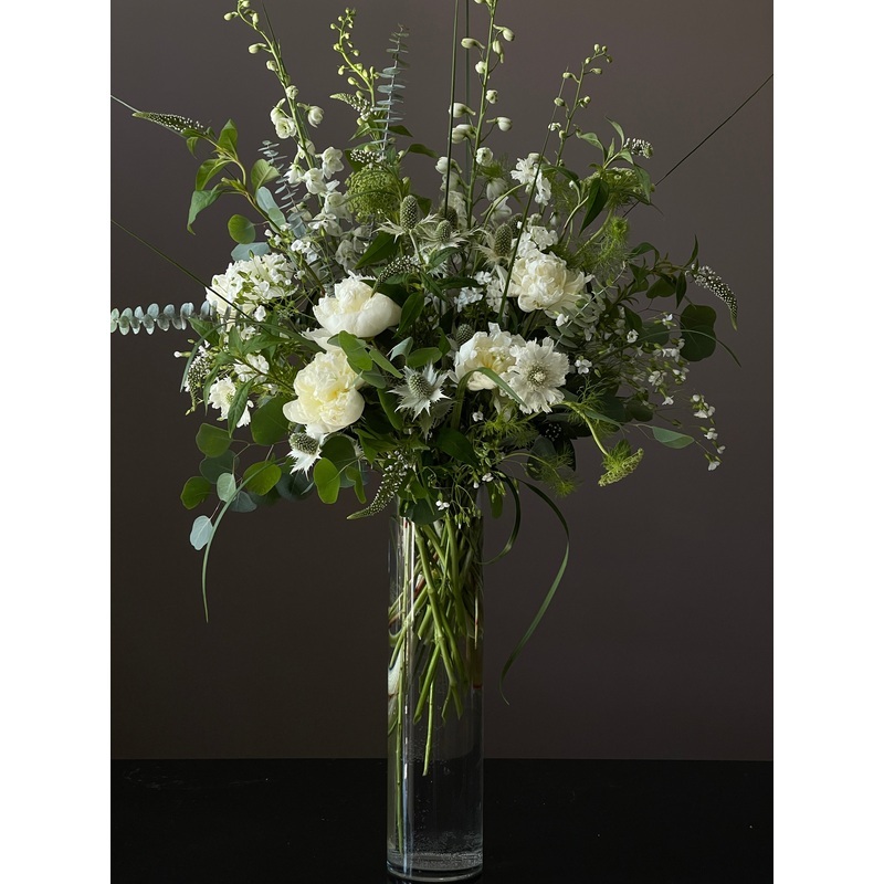 VA-8 (Deluxe Garden-style White Arrangement in 18 Tall Vase)