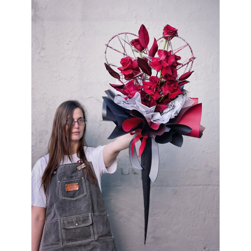 Rose Wand-Dozen Red Roses & Half Dozen Red Roses