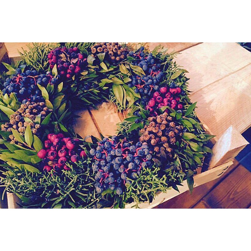 Mixed Berry Christmas Wreath