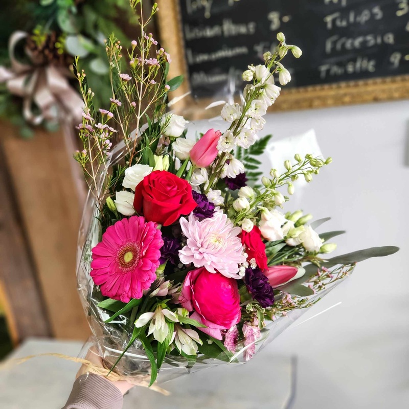 Loose Flower bouquet wrapped (medium to large)