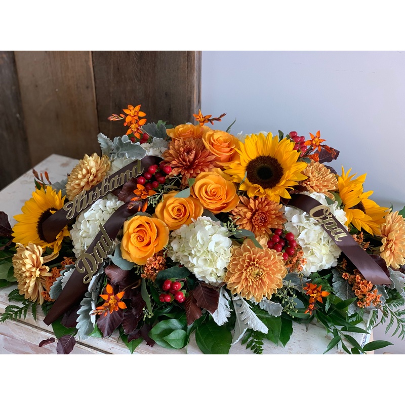 Standard Casket Spray   (for display on an open casket)