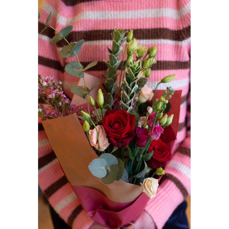 Valentine’s Special Seasonal Bunch