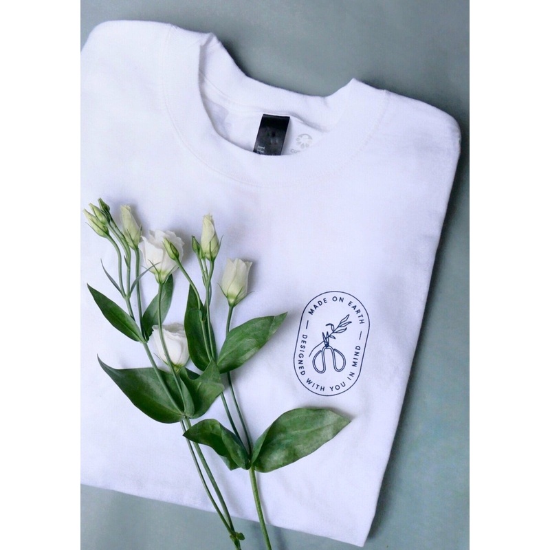 Table & Tulip Signature Tee-S | Short Sleeve & M | Short Sleeve & L | Short Sleeve & XL | Short Sleeve & S | Long Sleeve & M | Long Sleeve & L | Long Sleeve & XL | Long Sleeve