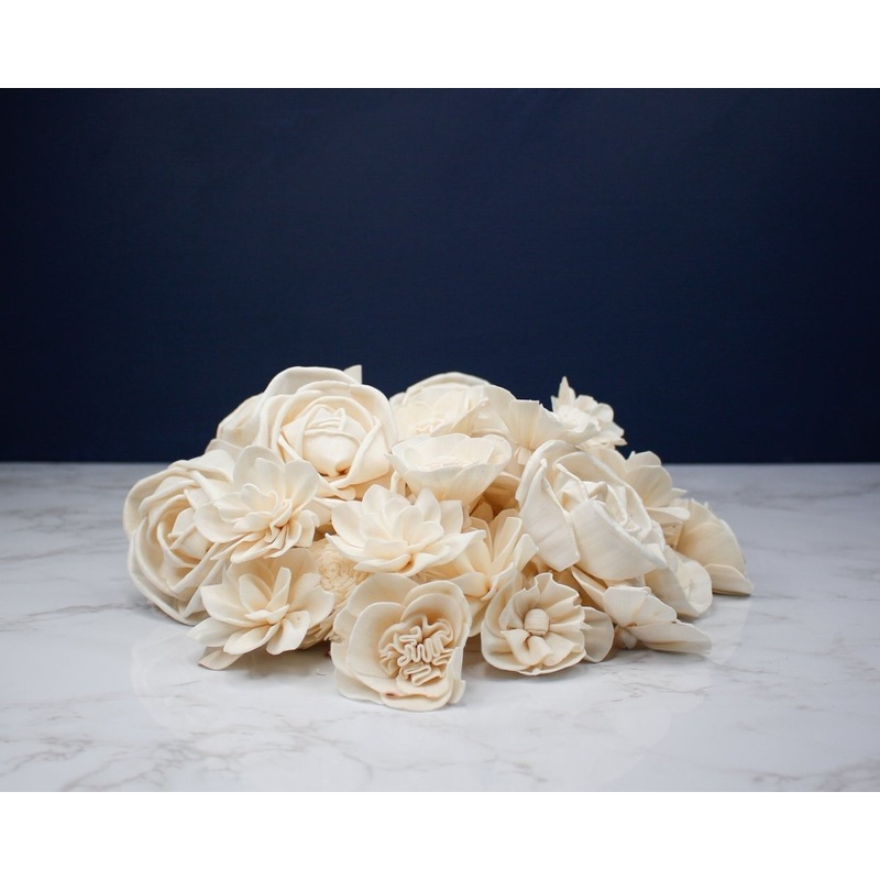 Delightful Assortment (50 Flowers)