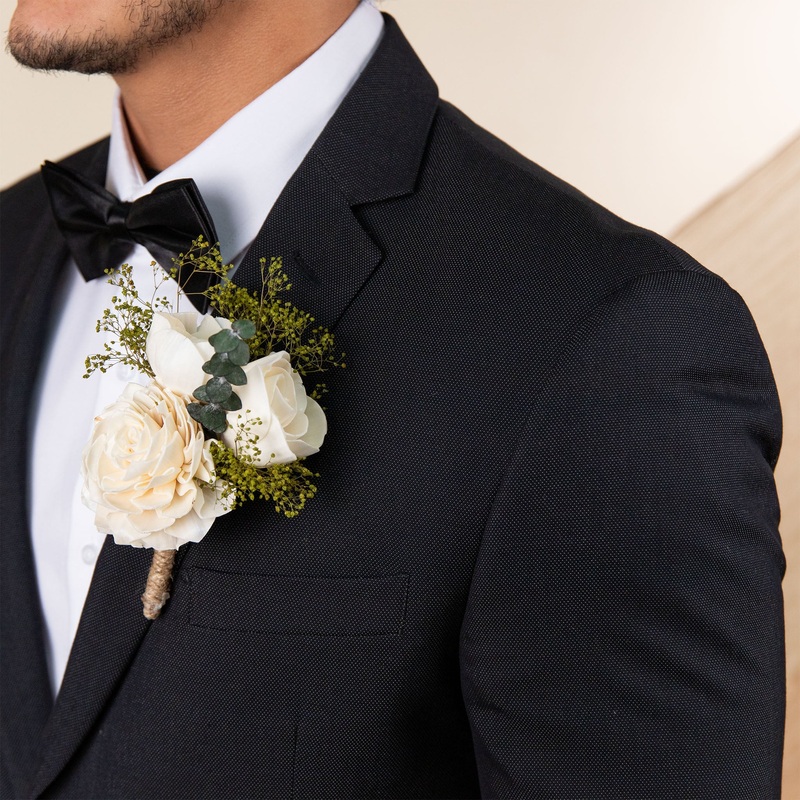Perfect Simplicity Groom’s Boutonniere