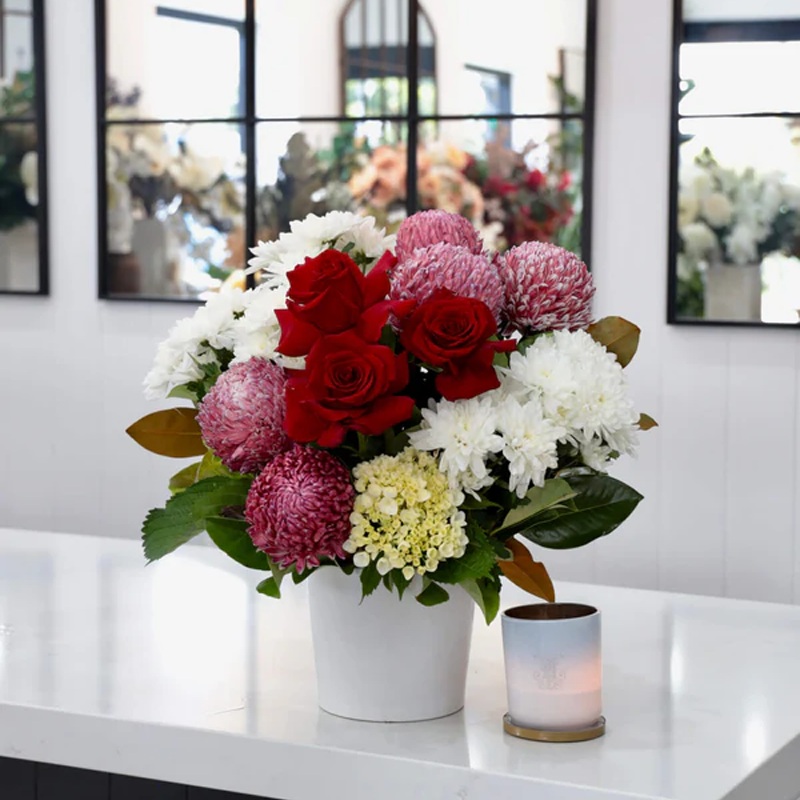 Classic Valentine Vase-Classic Valentine Vase