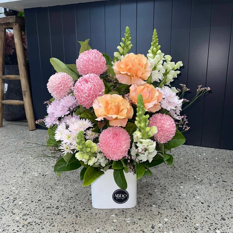 Feeling Peachy-Feeling Peachy Arrangment & Feeling Peachy Luxe Arrangment