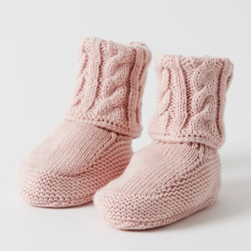 Cable knit pink booties