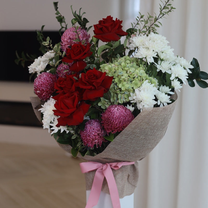 Mrs Elegant-Mrs Elegant