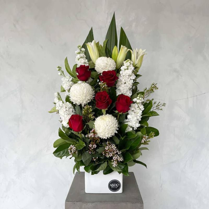 Rose Fleur-Rose Fleur In Ceramic Vase