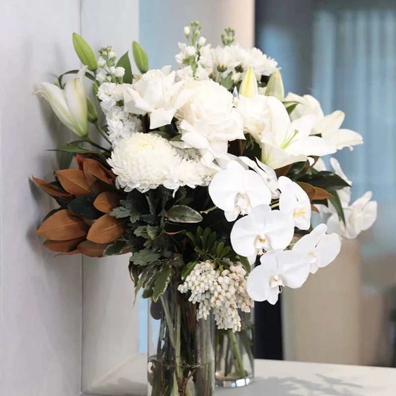 The Rol-The Rol In A Glass Vase