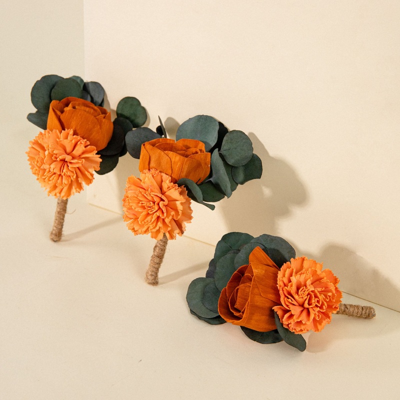 Free Spirit Boutonniere (Set of 3)*