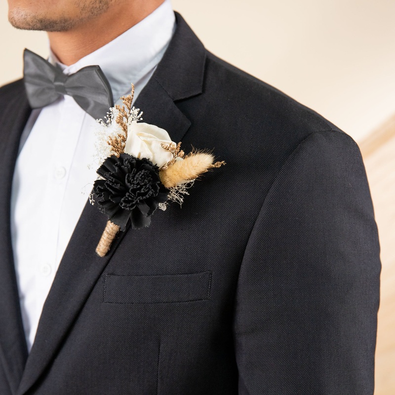 Retro Modern Boutonniere (Set Of 3)*