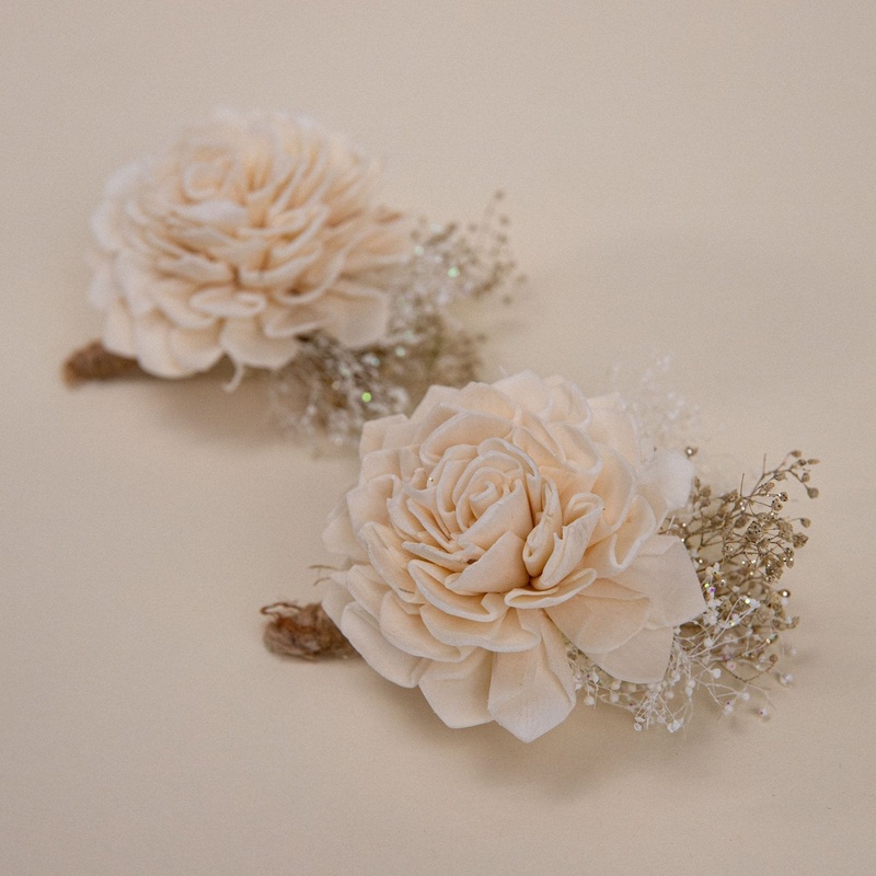 Pure Elegance Father’s Boutonniere (Set of 2)