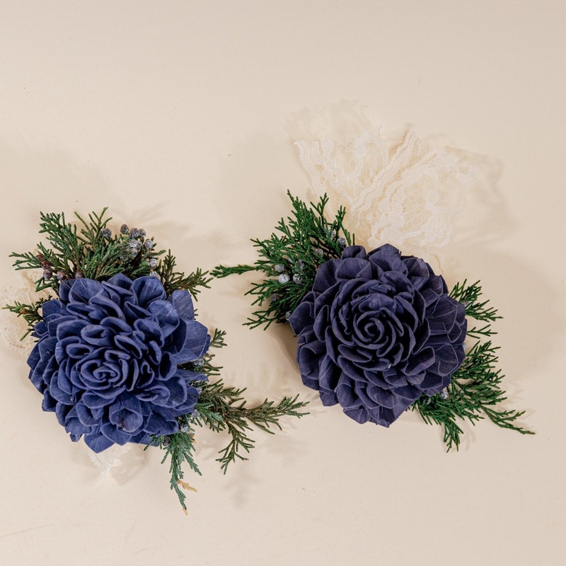 Juniper Mother’s Corsage (Set of 2)*
