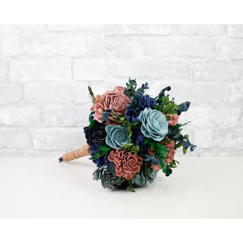 Lincoln Bay Bridesmaid Bouquet*